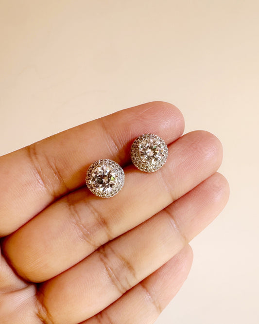 Yass Queen Stud Earrings