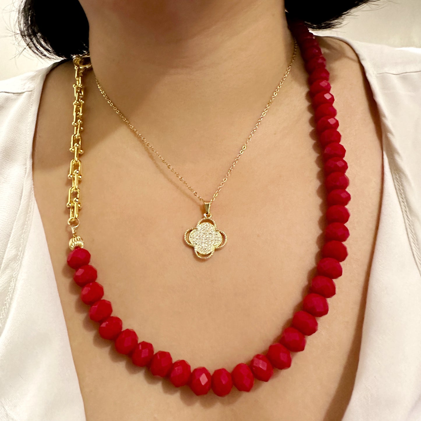 Vibrant Red Beaded Necklace with Gold Accent (1PC)