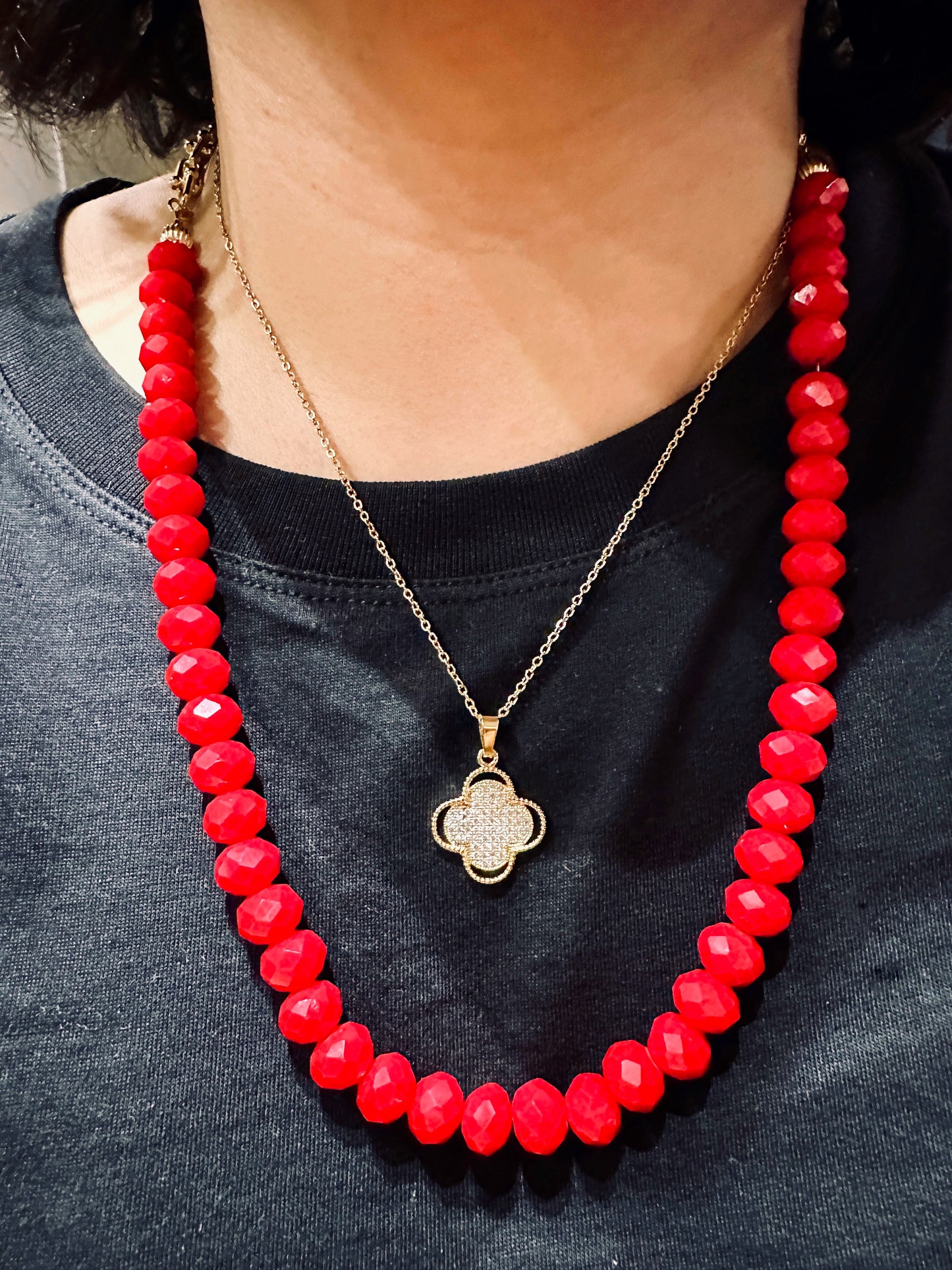 Vibrant Red Beaded Necklace with Gold Accent (1PC)