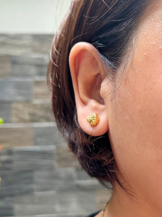 Petite Heartburst Stud Earrings in 18K Gold-Plated Stainless Steel