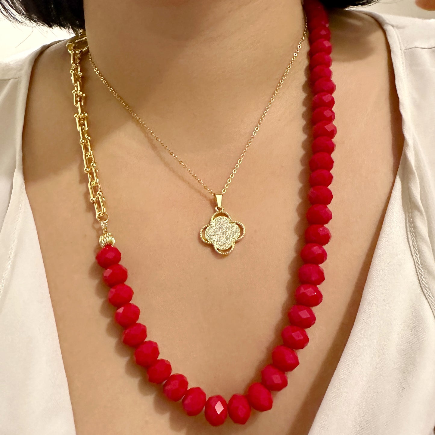 Vibrant Red Beaded Necklace with Gold Accent (1PC)