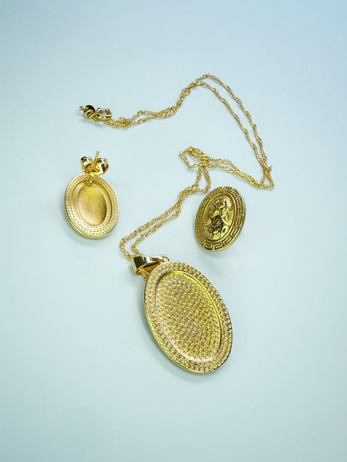 Cameo Woman 18K Gold-Coated Necklace & Earrings Set