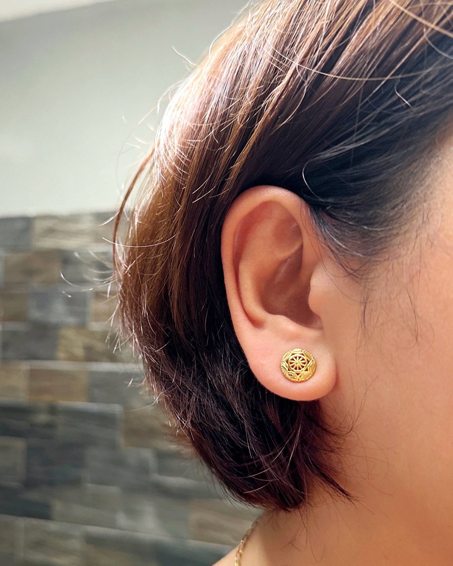 Filigree Dome Stud Earrings