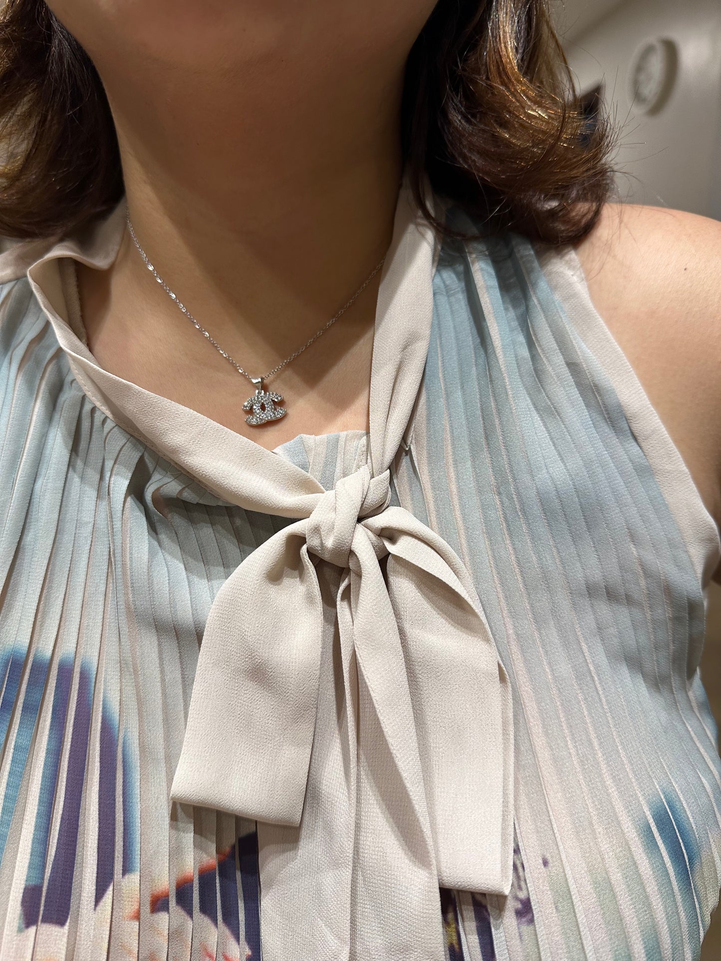 Iconic C Necklace in Whitegold Tone