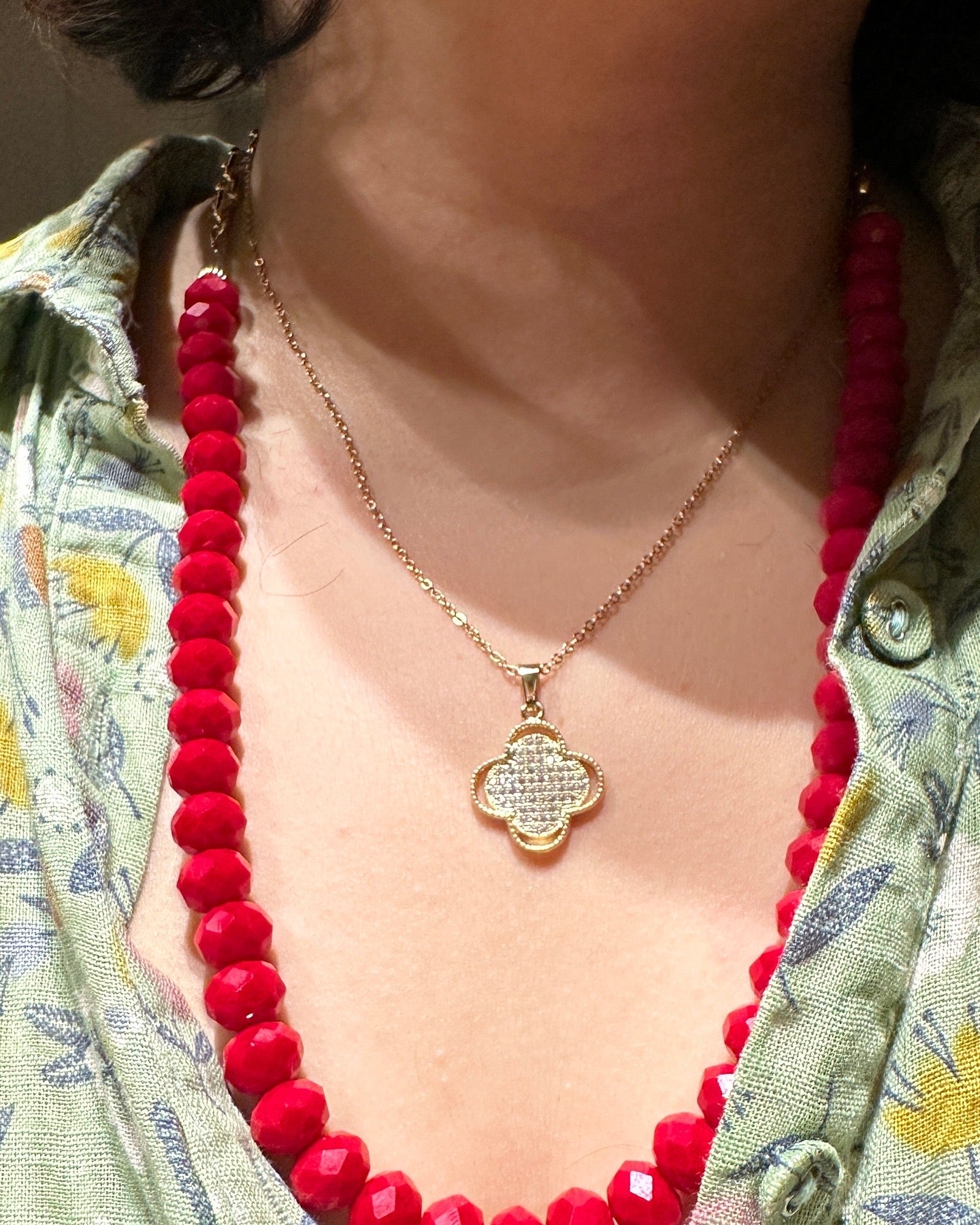 Vibrant Red Beaded Necklace with Gold Accent (1PC)