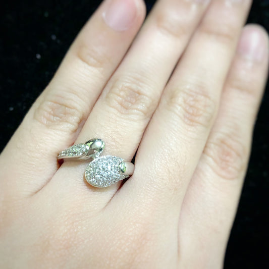 Serpentine Ring in Whitegold Tone