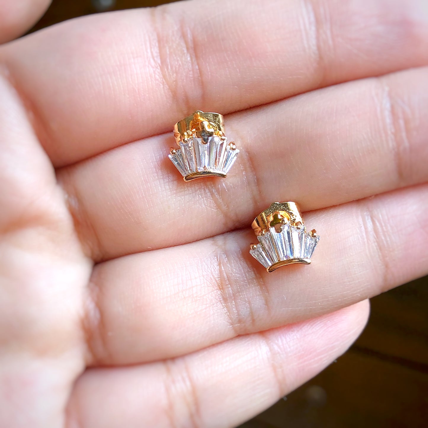 Catriona Crown Earring