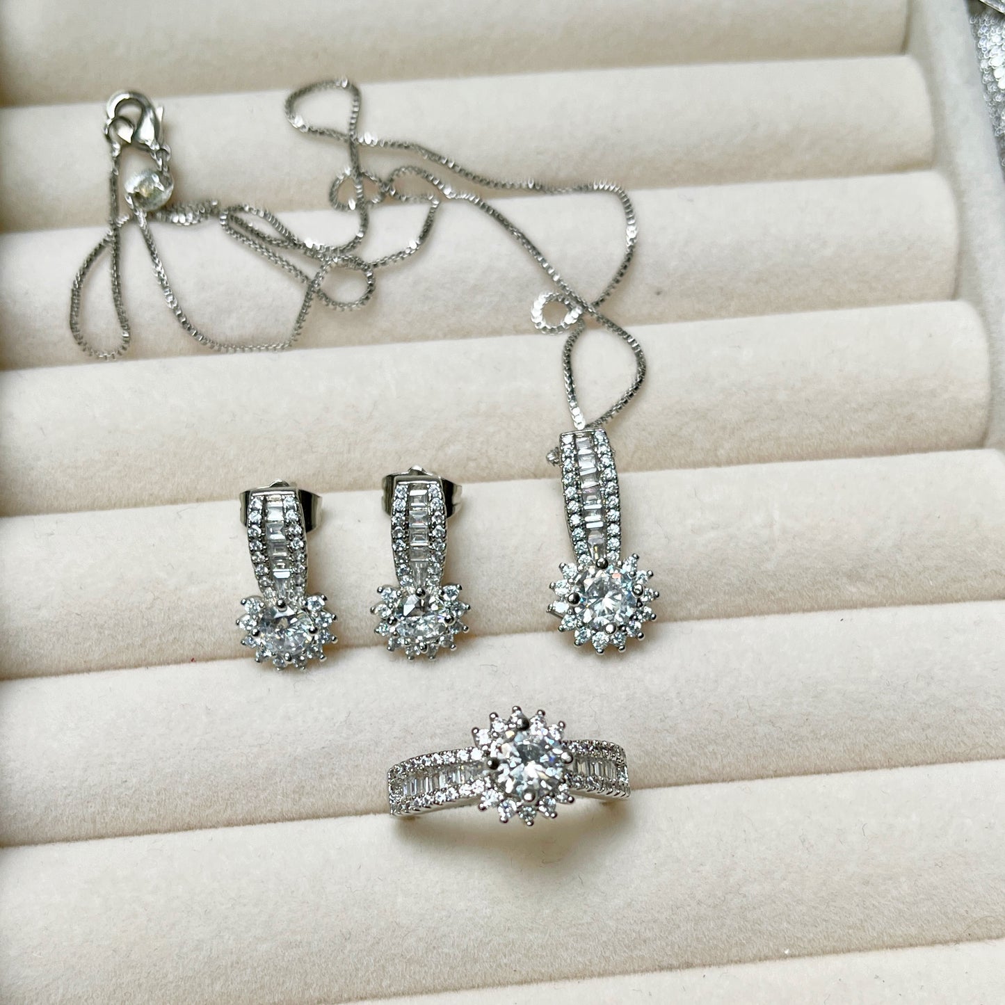 Sun Gazing Jewelry Set