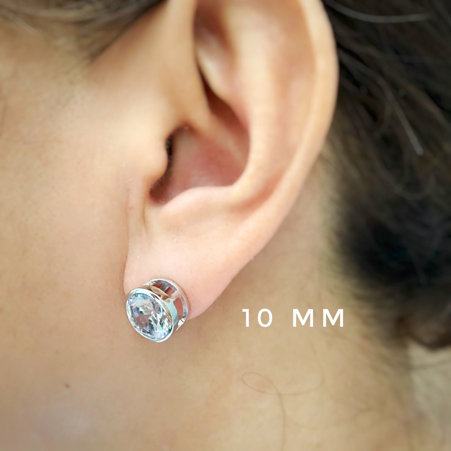 Classic Bezel Setting Earrings