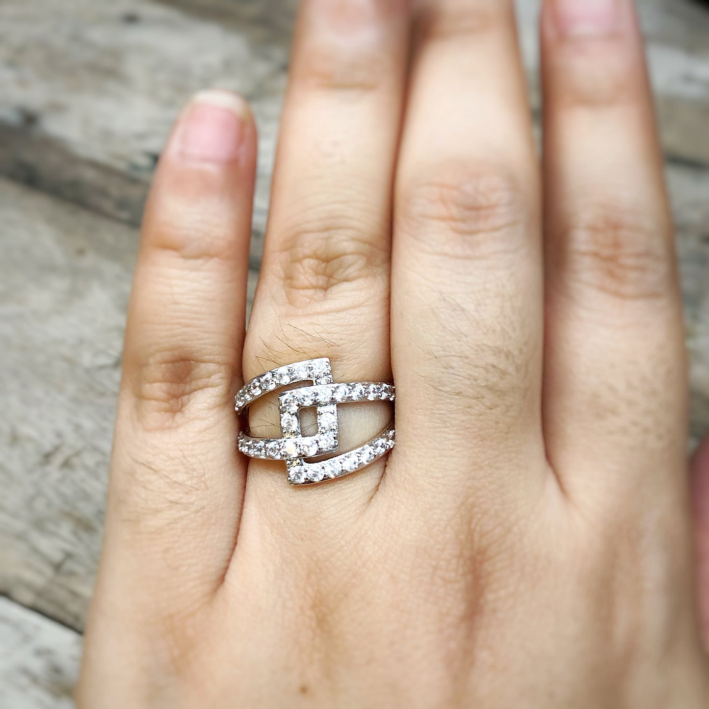 Criss Cross Jewel Set