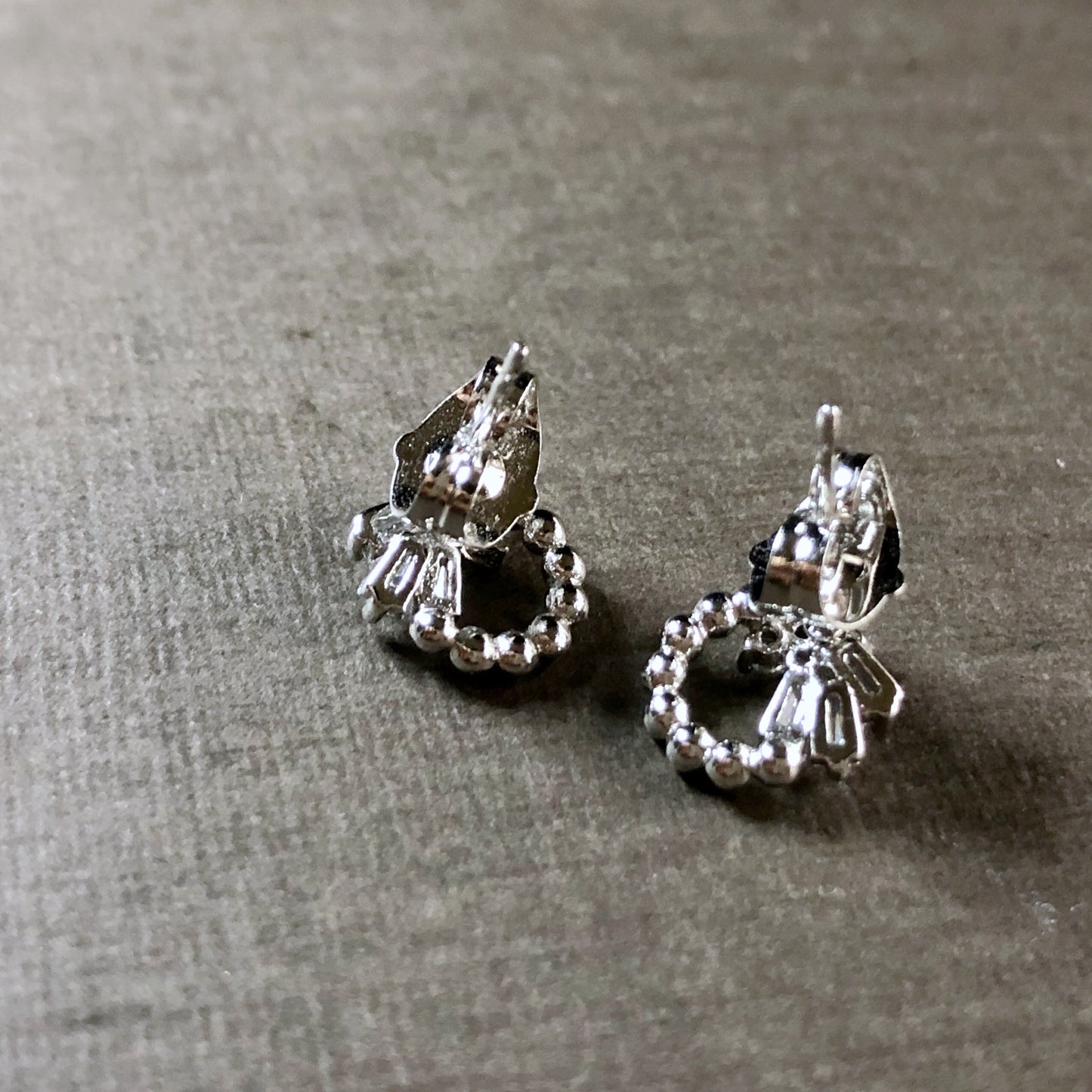 Beaded Open Circle in Whitegold Tone