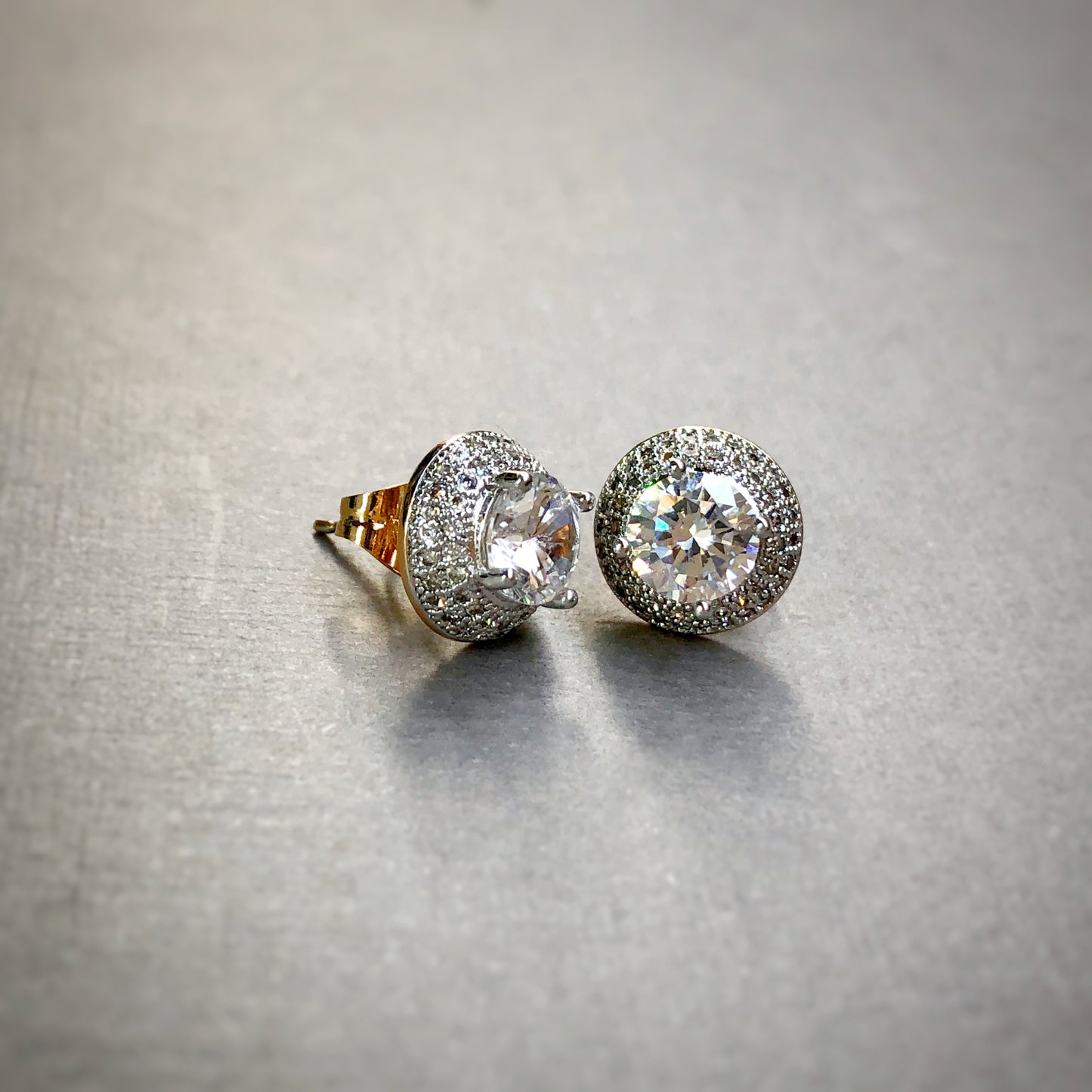 Yass Queen Stud Earrings