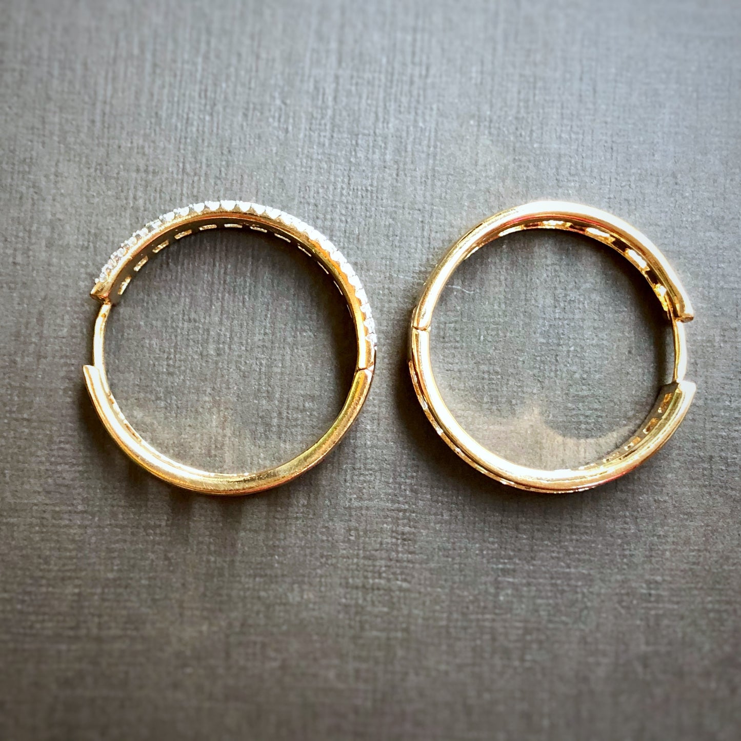 Dual Setting Chunky Hoop Earrings