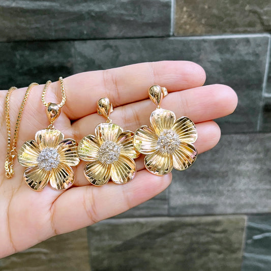 Statement Flower Earrings & Necklace Set