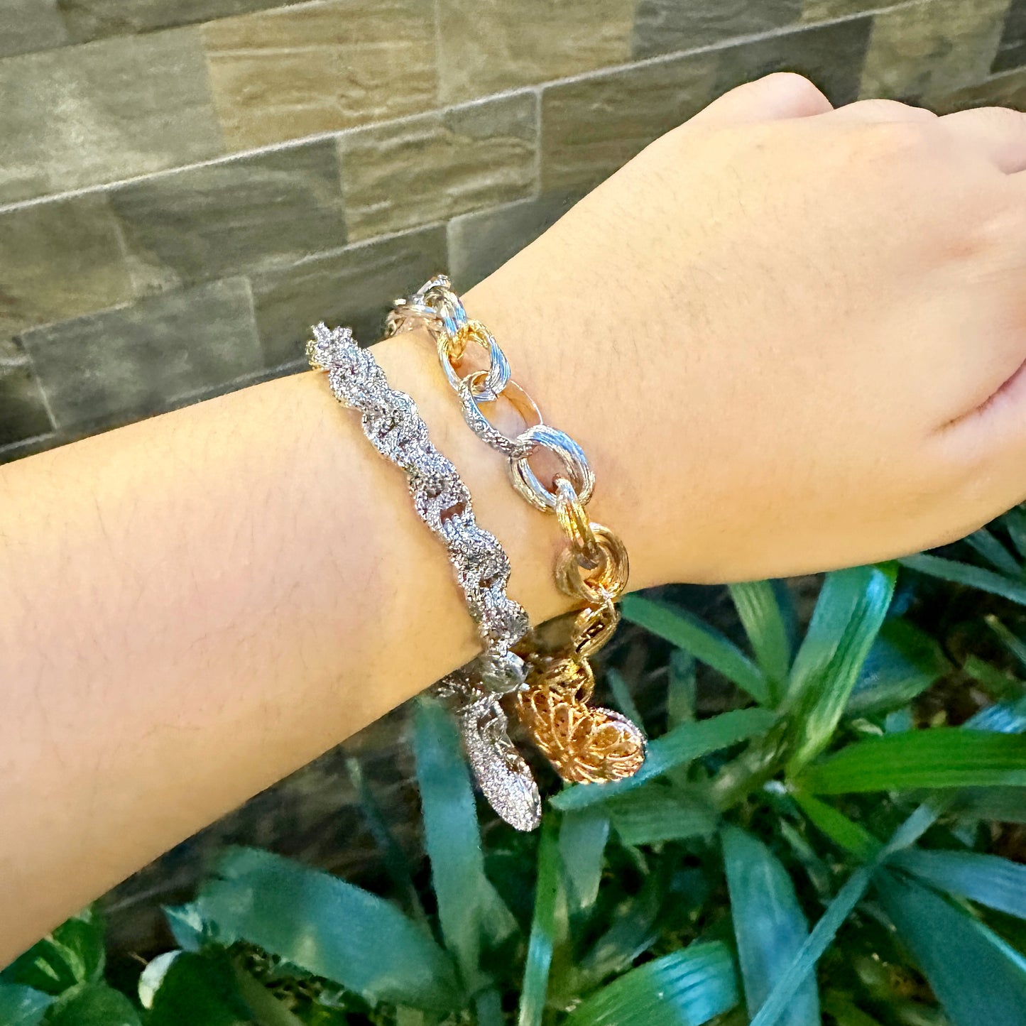 Chunky Heart Charm Bracelet