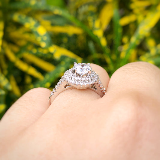 Double Halo Classic Round Cut Ring