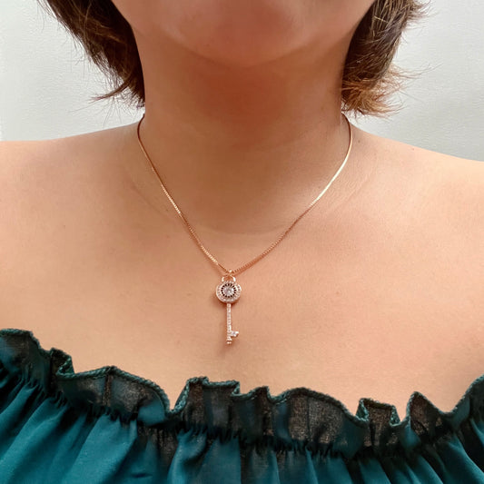 Rosegold Key Pendant Necklace with Micro Black Stones