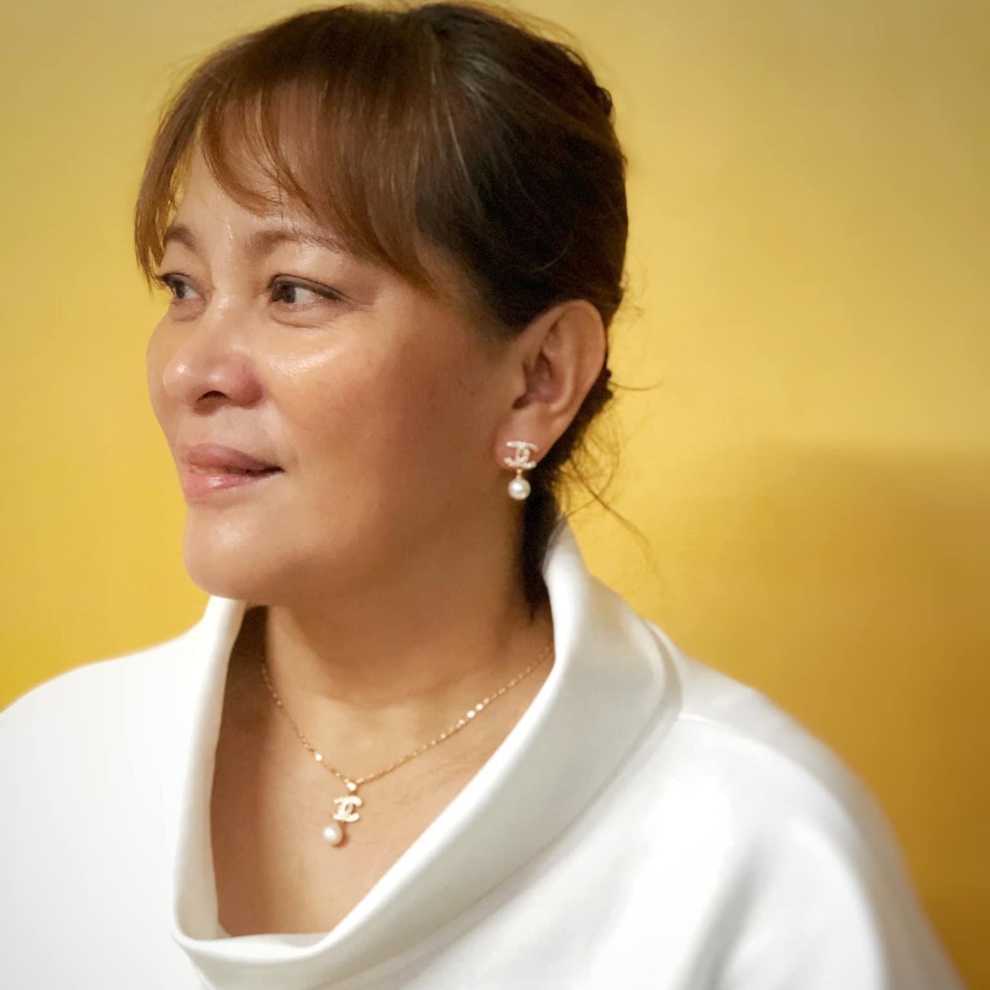Iconic C with Pearl Necklace & Earrings Set