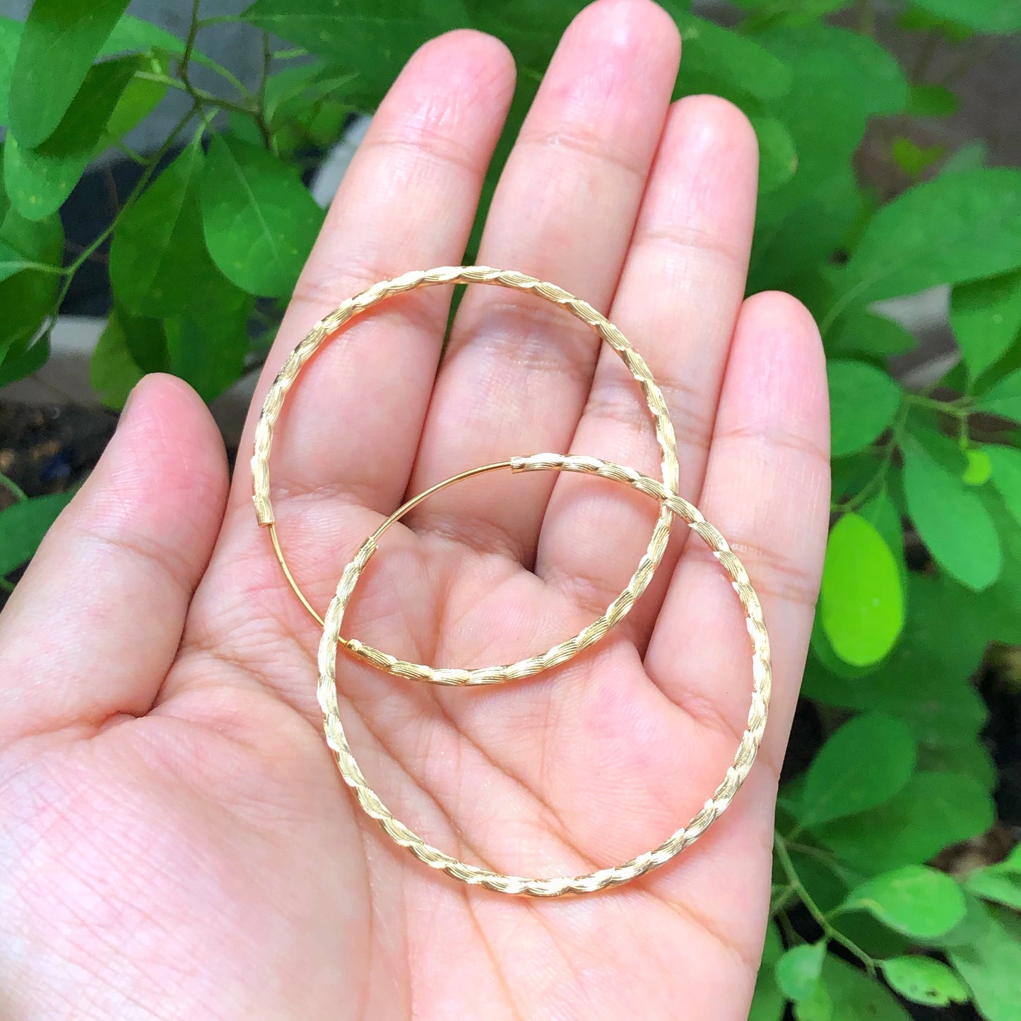 Rice Pattern Thin Oversized Hoop Earrings