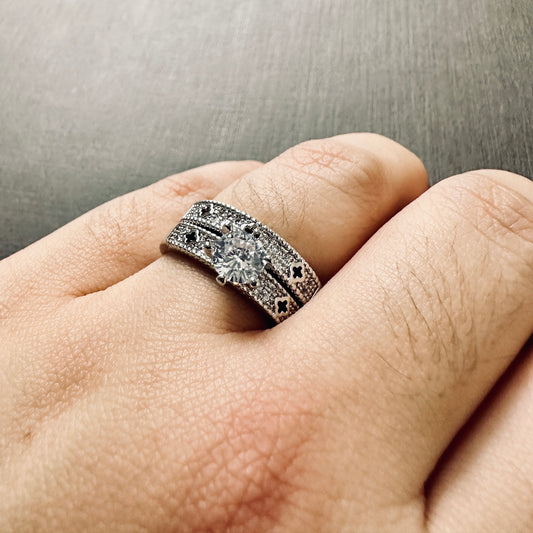 Clover Cut-Out Double Band Tiffany Style Ring