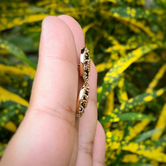 Black & Gold Wheel Stud