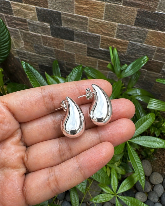 Sleek Melted Teardrop Earrings in 14K White Gold Tone