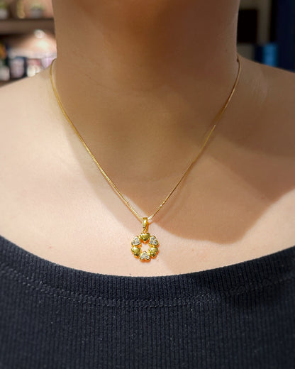 Wreath Heart Zirconia Pendant Necklace & Stud Earrings Set
