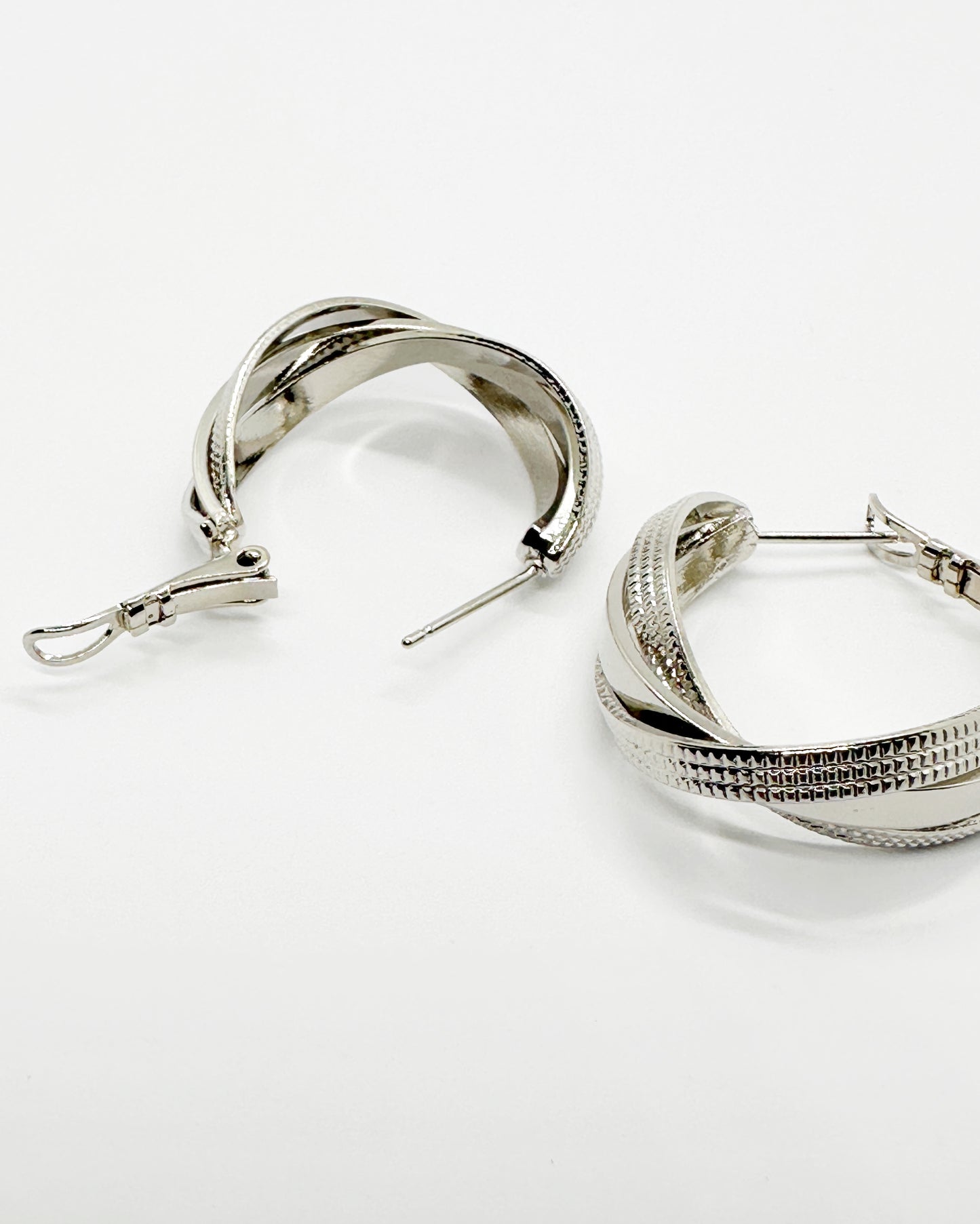 Twist Weave Hoop Earrings in 18K White Gold Dipped | 20mm