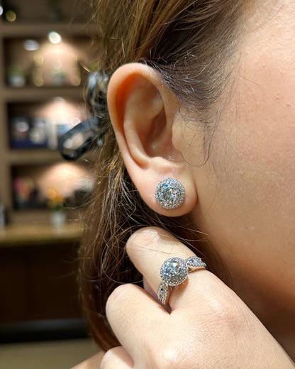 Heritage Pavé Halo Ring & Stud Earrings Set – White Gold Tone