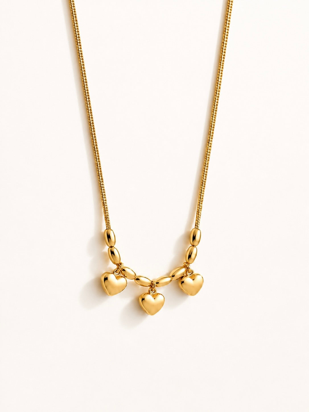 Trinity Heart Pendant Necklace – 3 Hearts