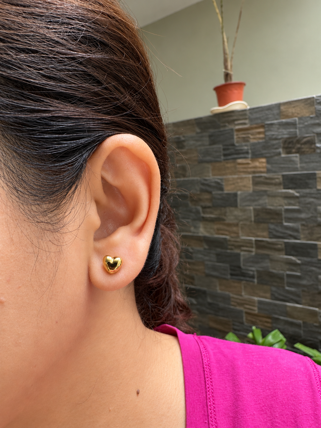 Petite Bubble Heart Stud Earrings in 18K Gold-Plated Stainless Steel