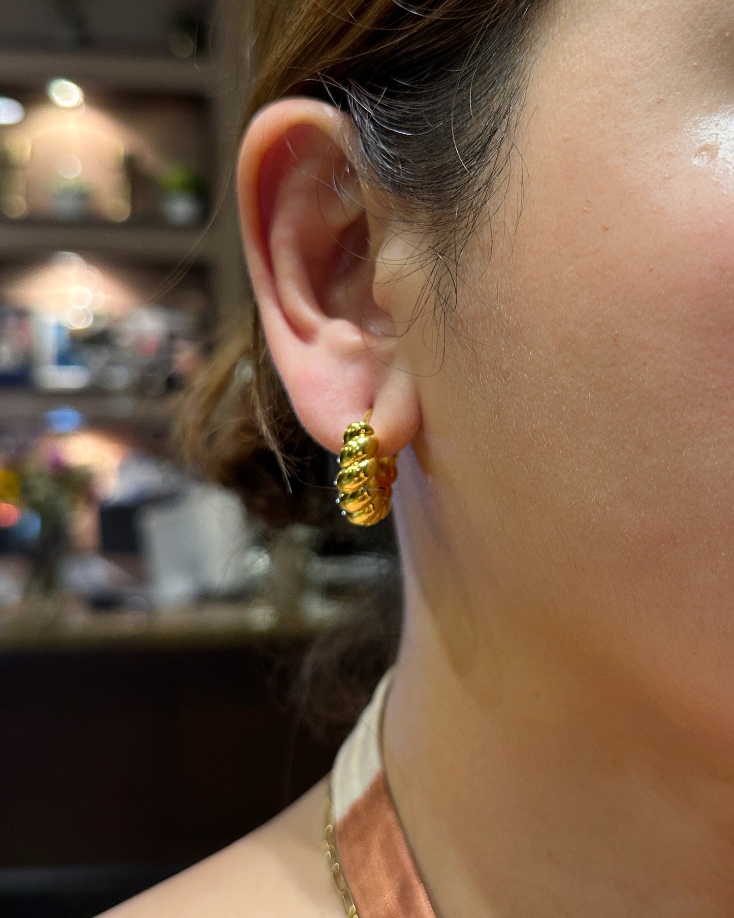 Twisted Rope Huggie Hoop Earrings – 18K Gold Tone