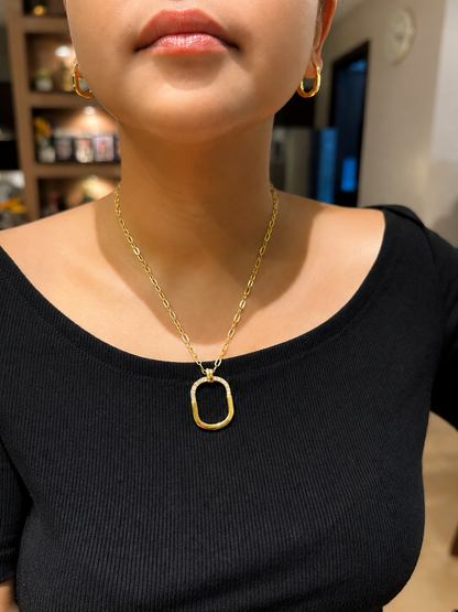 Chunky Oval Link Necklace Set with Zirconia Pendant and Huggie Earrings in Gold Tone