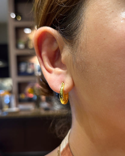 Sculpted Teardrop Gold Hoop Earrings – 18K Gold Tone