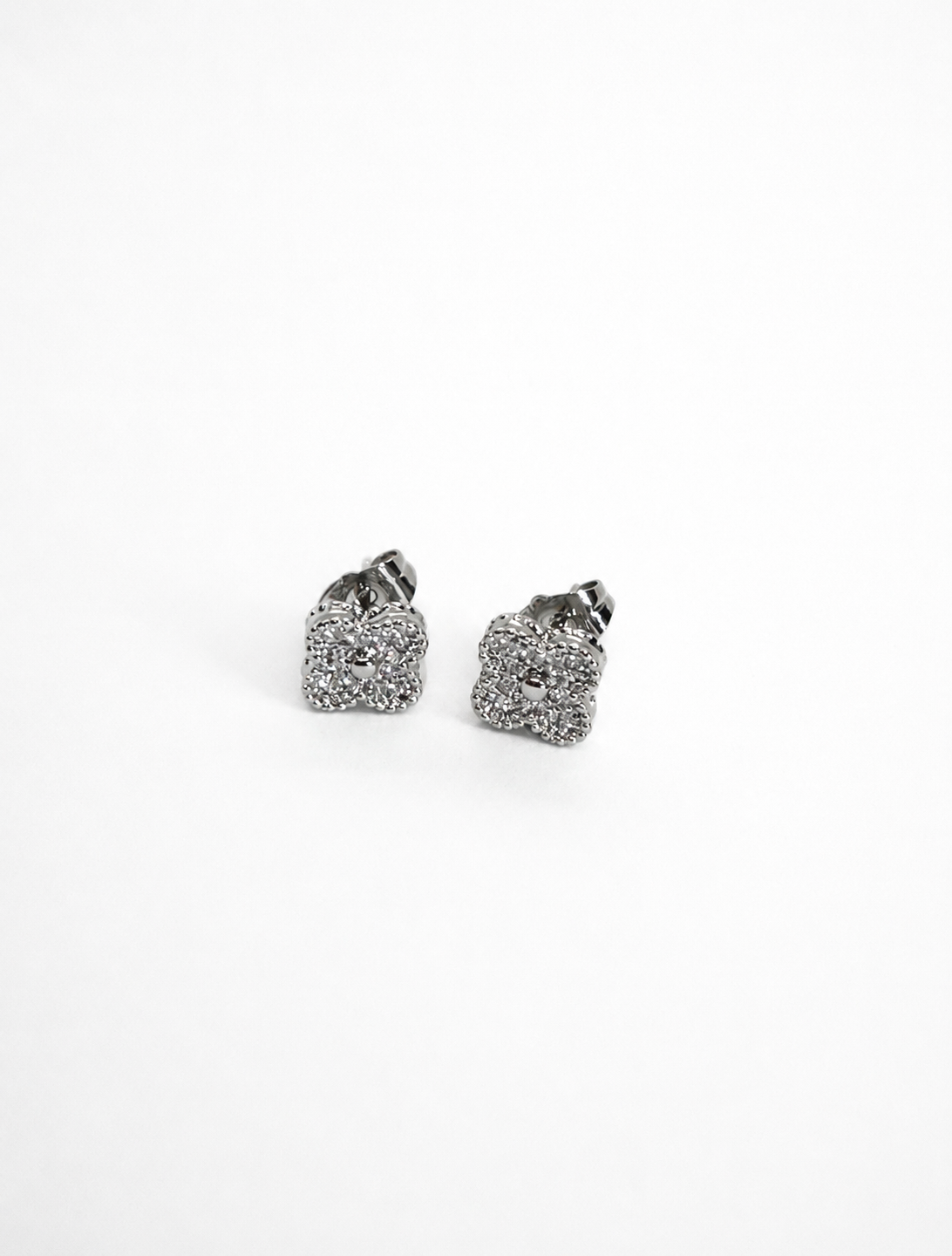 Fleur Pavé Zirconia Stud Earrings – 9mm in 14K White Gold Tone