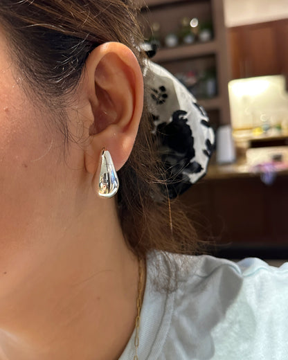 Sleek Melted Teardrop Earrings in 14K White Gold Tone