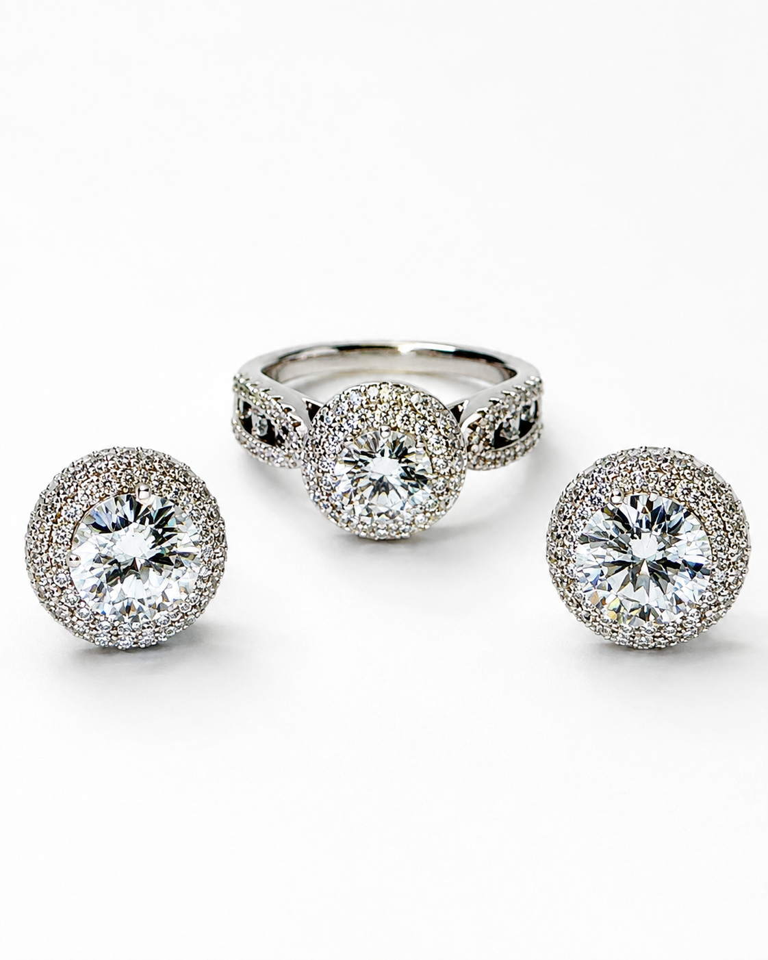 Heritage Pavé Halo Ring & Stud Earrings Set – White Gold Tone