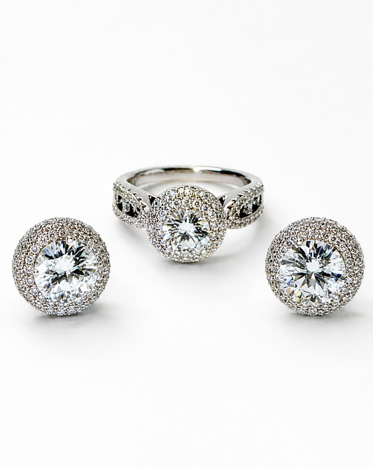 Heritage Pavé Halo Ring & Stud Earrings Set – White Gold Tone