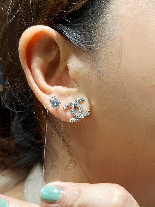 Pavé Entrelacé Stud Earrings in White Gold Tone