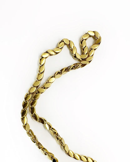 18K gold-dipped stainless steel marquise chain necklace close-up