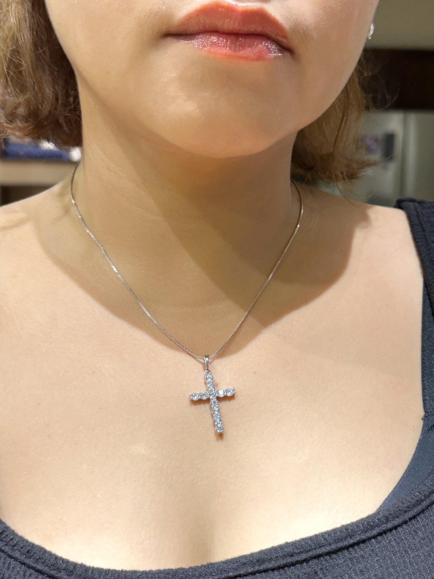Pavé Zirconia Cross Pendant Necklace – 14K Whitegold Dipped