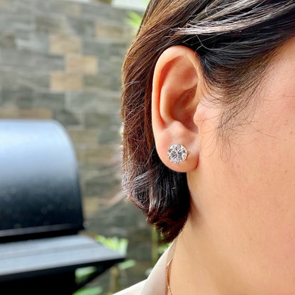 Classic Round Cut Brilliant Zirconia Stud Earrings