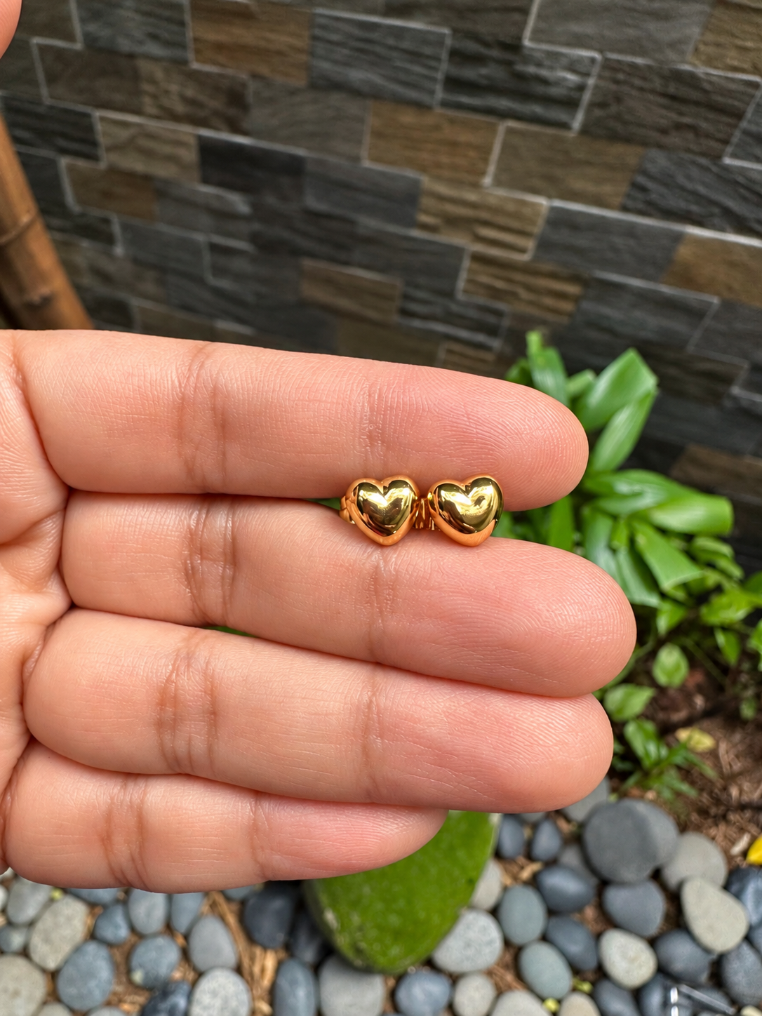 Petite Bubble Heart Stud Earrings in 18K Gold-Plated Stainless Steel