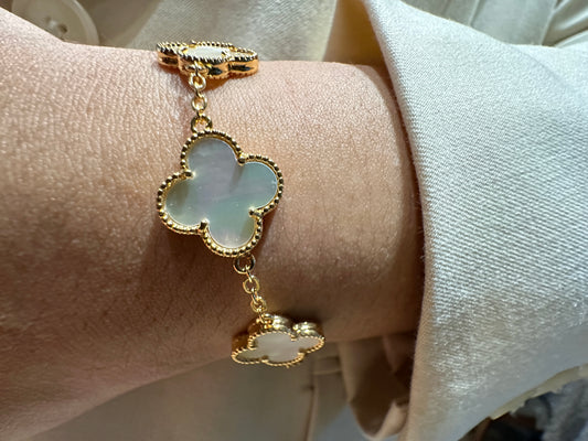 Noir Clover Pearl Drop Earrings & Bracelet Set in White