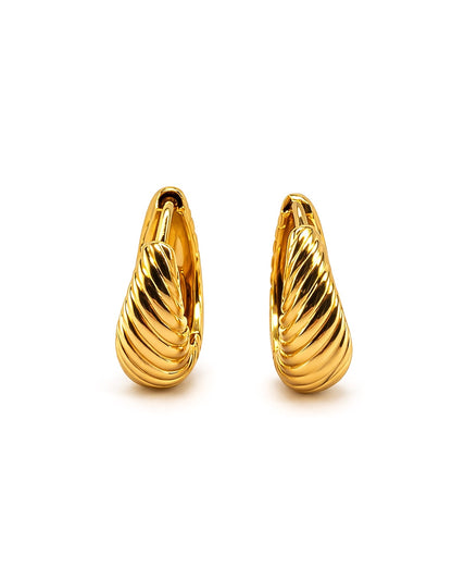 Luxury ribbed spiral hoop earrings in 18K gold tone close-up product photo