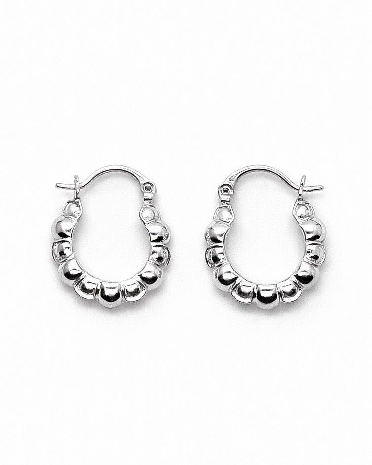 Sculpted Pebble Hoop Earrings – 18K White Gold Dipped