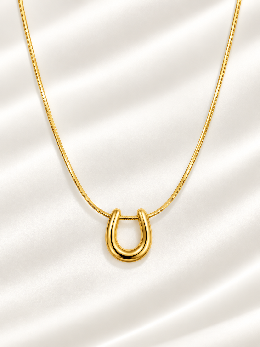 Curved Horseshoe Pendant Snake Chain Necklace in Stainless Steel