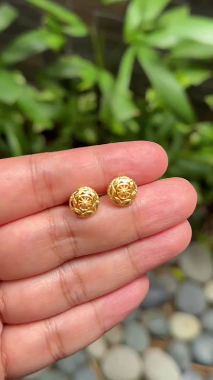 Filigree Dome Stud Earrings