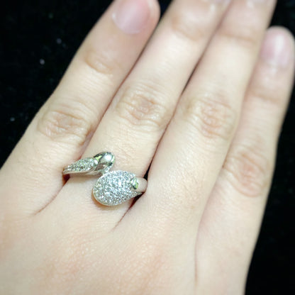 Serpentine Ring in Whitegold Tone