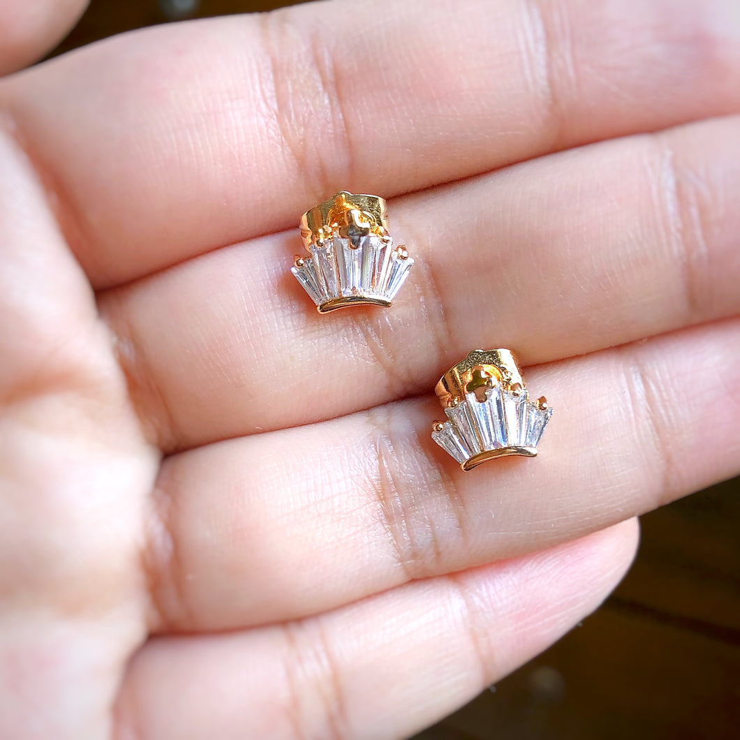 Catriona Crown Earring
